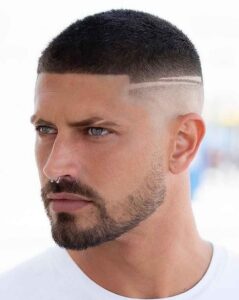 Coupe de cheveux tendance homme : la buzz cut